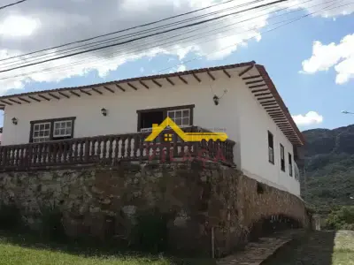 Casa com 4 quartos em Santissima, Tiradentes - 180m²