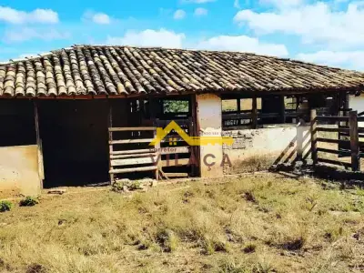 Fazenda com 0 quartos em Área Rural, São Tiago - 110m²