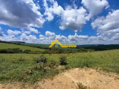 Fazenda com 0 quartos em Área Rural de São João Del Rei, São João Del Rei - 394m²