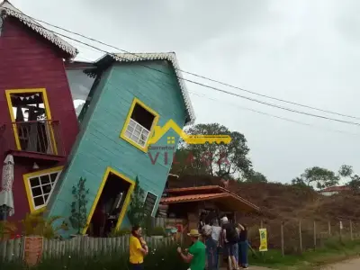 Lote / Terreno com 0 quartos em Bichinho, Prados - 400m²