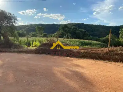 Lote / Terreno com 0 quartos em Bichinho, Prados - 1150m²