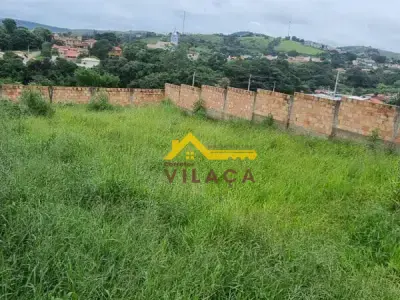 Lote / Terreno com 0 quartos em Centro, Ritápolis - 450m²