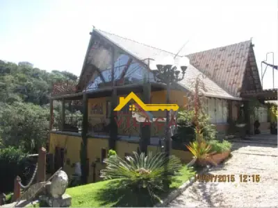 Casa de Condomínio com 3 quartos em Cuiabá, Tiradentes - 600m²