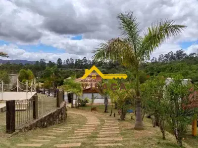 Sítio com 3 quartos em Zona Rural, Tiradentes - 200m²