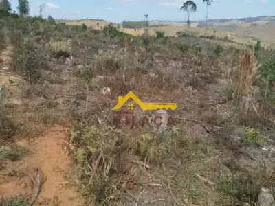 Lote / Terreno com 0 quartos em Área Rural, Oliveira - 100m²