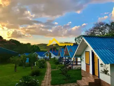 Prédio com 7 quartos em Zona Rural, Tiradentes - 1000m²