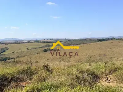 Lote / Terreno com 0 quartos em ZONA RURAL, Luminárias - 900000m²