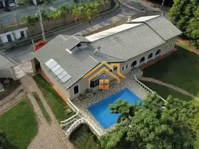 Chácara com 4 quartos em Chácara Segre