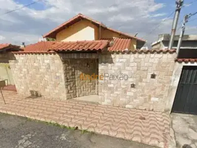 Casa com 3 quartos em Petrópolis