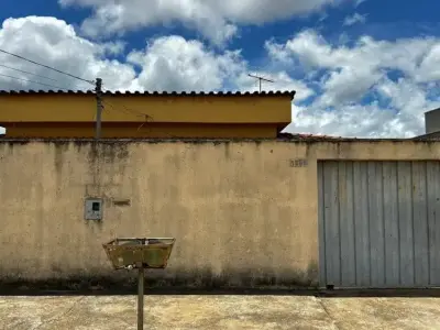 Casa com 3 quartos em Bom Jardim, Taiobeiras - 180m²