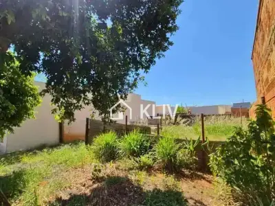 Lote / Terreno com 0 quartos em Parque das Nações