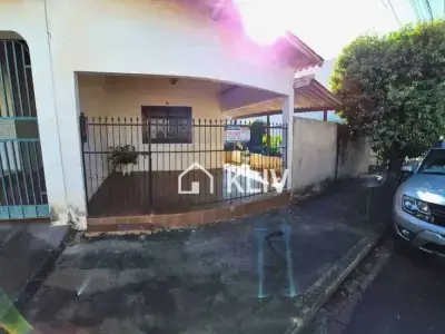 Casa com 2 quartos em Centro