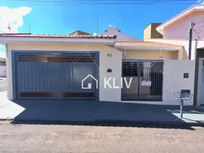 Casa com 2 quartos em Centro