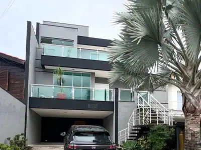 Casa de Condomínio com 3 quartos em Parque Residencial Itapeti