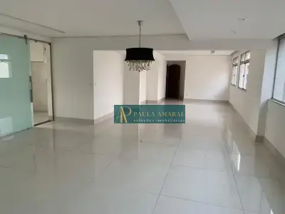 Apartamento com 4 quartos em Santo Agostinho
