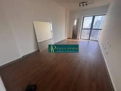 Sala / Conjunto com 0 quartos em Centro