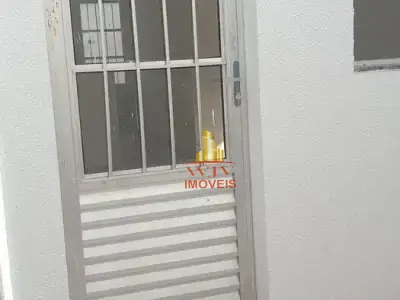 Casa Geminada com 3 quartos em Porto Seguro, Ribeirão das Neves - 50m²