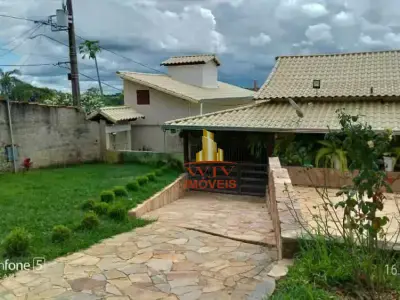 Sítio com 4 quartos em Área Rural de Esmeraldas, Esmeraldas - 100m²