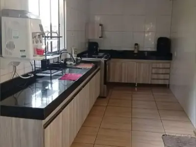 Casa com 4 quartos em Colônia Santa Isabel, Betim - 360m²