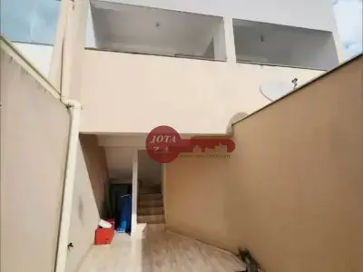 Casa Geminada com 3 quartos em Itacolomi, Betim - 190m²