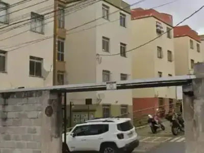 Apartamento com 2 quartos em Londrina (São Benedito), Santa Luzia - 49m²