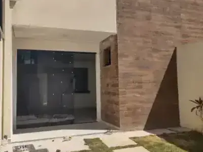 Casa com 3 quartos em Sapucaia II, Contagem - 104m²