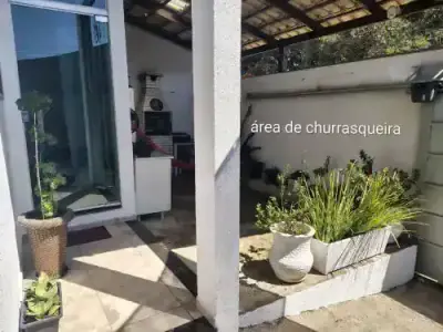 Casa com 3 quartos em Itacolomi, Betim - 84m²