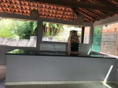 Casa com 3 quartos em Chácara Contagem, Contagem - 120m²