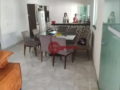 Prédio com 3 quartos em Jardim Curitiba, Goiânia - 325m²