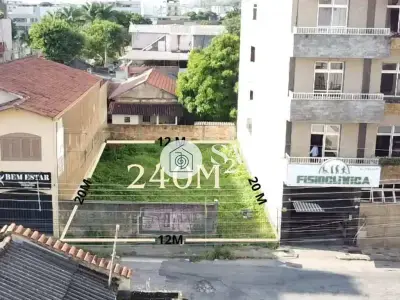 Lote / Terreno em Carijós