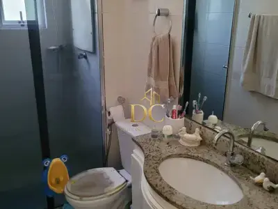 Apartamento com 3 quartos em Japiim