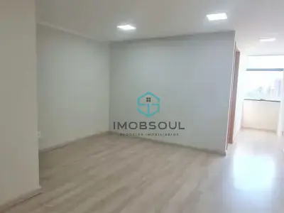 Sala / Conjunto em Zona 01