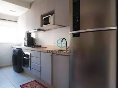 Apartamento em Jardim Tropical