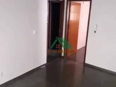 Apartamento com 2 quartos em Jardim Panorama