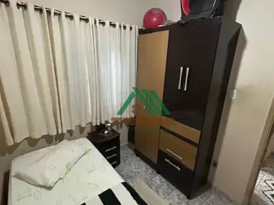 Casa com 3 quartos em Chácara Bela Vista