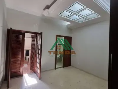 Casa com 3 quartos em Centro