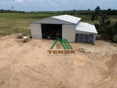 Fazenda com 0 quartos em Centro