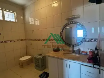 Casa com 3 quartos em Jardim América - Terceira Parte