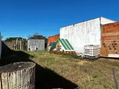 Lote / Terreno com 0 quartos em Vila União