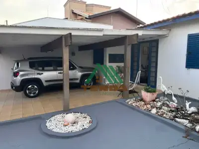 Casa com 2 quartos em Centro