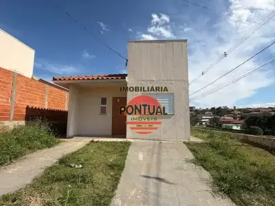 Casa com 2 quartos em Res. Albatroz, Jaguariaíva - 0m²