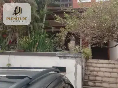 Sobrado com 4 quartos em Jardim Pinheiros