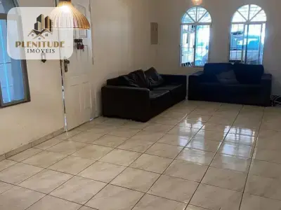 Sobrado com 3 quartos em Ferreira