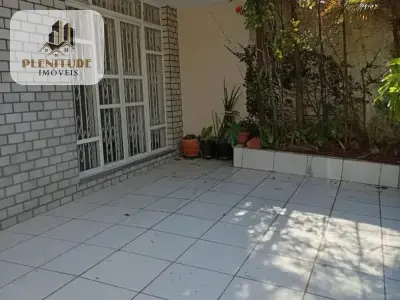 Casa com 3 quartos em Jardim Bonfiglioli