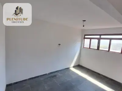 Sobrado com 3 quartos em Jardim Lúcio de Castro