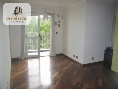 Apartamento com 3 quartos em Jardim Luísa