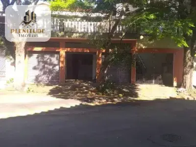 Sobrado com 3 quartos em Jardim Esmeralda