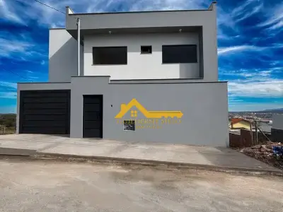 Casa com 3 quartos em Novo Horizonte
