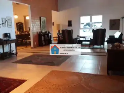 Chácara com 5 quartos em Jardim dos Ipês, Embu das Artes - 650m²