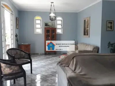 Sobrado com 4 quartos em Chácaras Ana Lúcia, Embu das Artes - 385m²